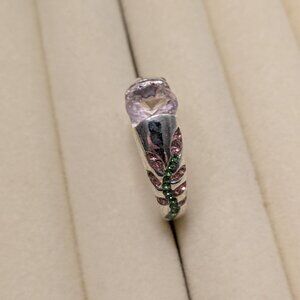 New!  Pink Stone Ring with Extra Pretty Floral Side  Size 6.5